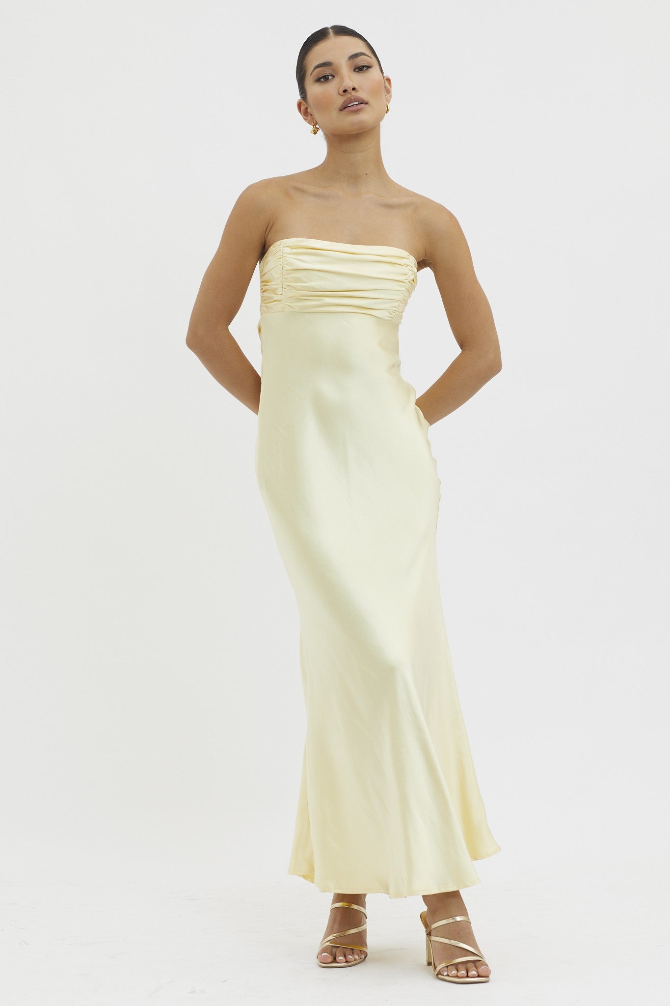 Aura Sleeveless metallic Satin Dress