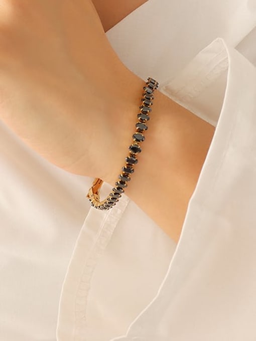 18k gold Oval Tennis Bracelet