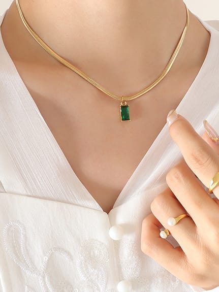 18k Gold plated pendant necklace