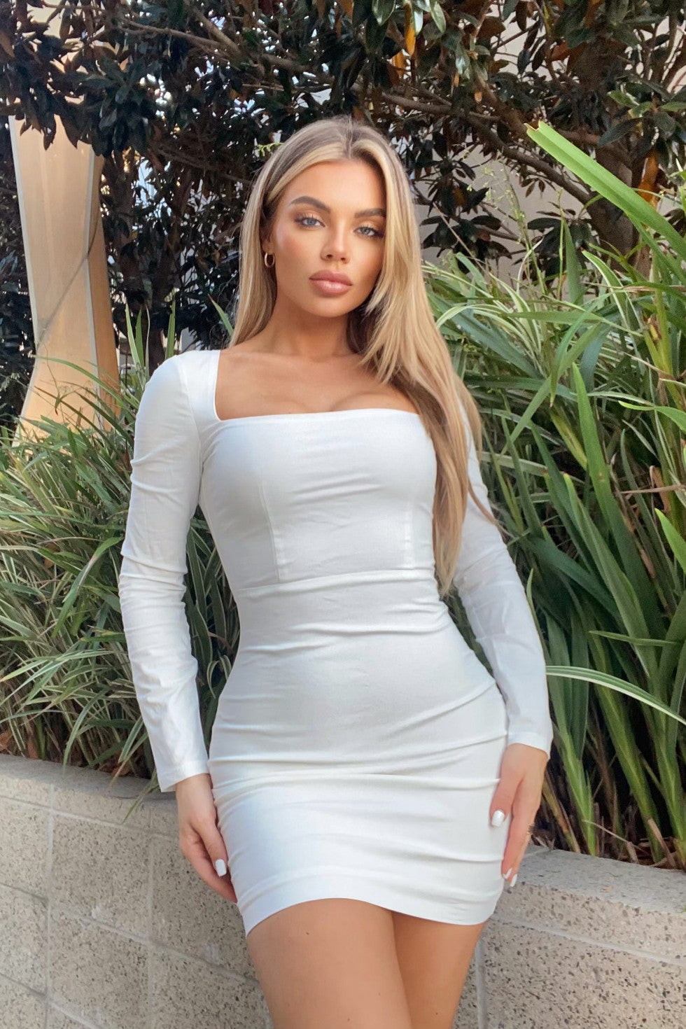 white Bali Long sleeve bodycon Mini dress