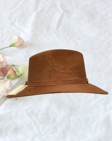 Camella Fedora