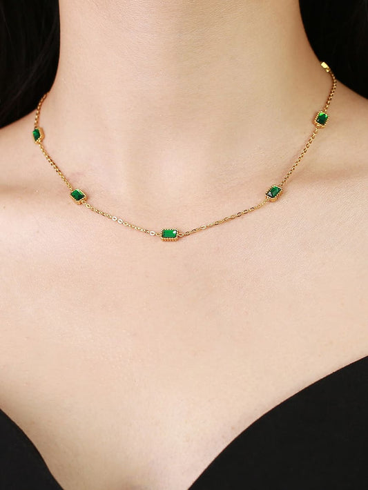 18k gold Emerald Pieces Necklace